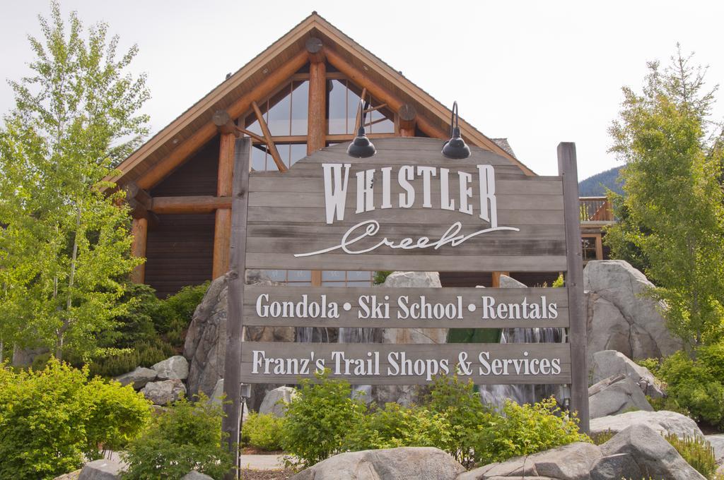 Hotel Lodging Ovations Whistler Pokoj fotografie